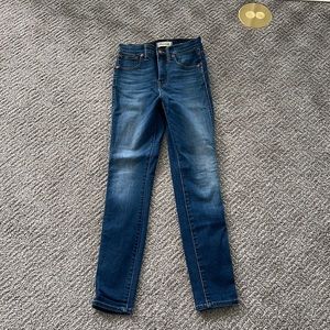 Madewell 10” high rise skinny jeans - size 24 but stretchy